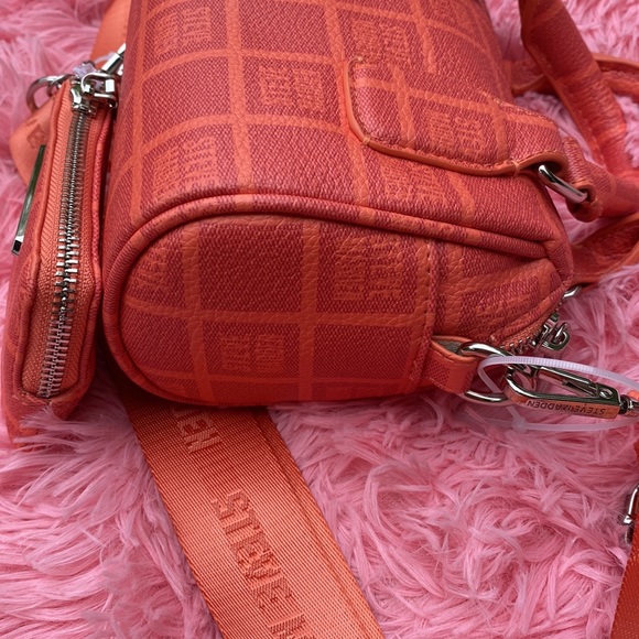 🧡Steve Madden Orange Bcasey Mini crossbody purse🧡 - Picture 9 of 11